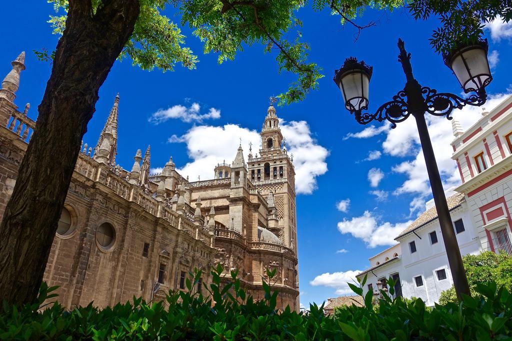 Hostly Acetres 2A-Penthouse In City Center-Fibre-Parking Opt Sevilla Dış mekan fotoğraf